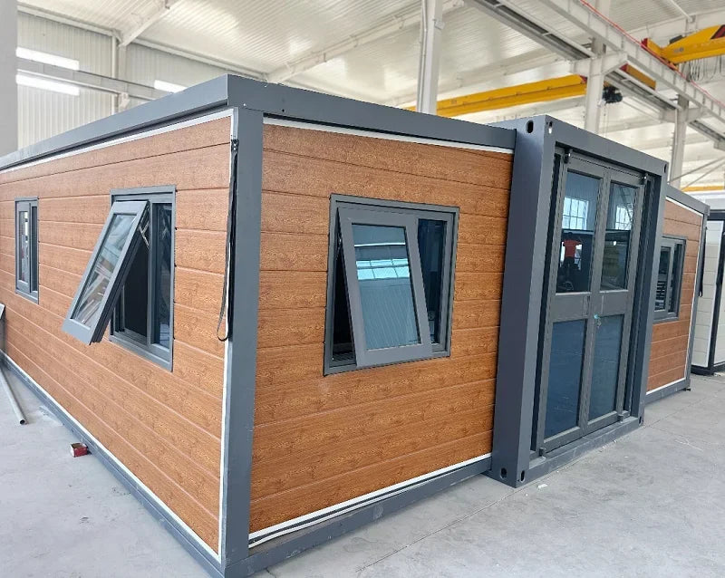 Ready Made Container House with Modern Mobile Home 40ft 3 Bedrooms Prefab Expandable Villa Garden Design Hot Sale