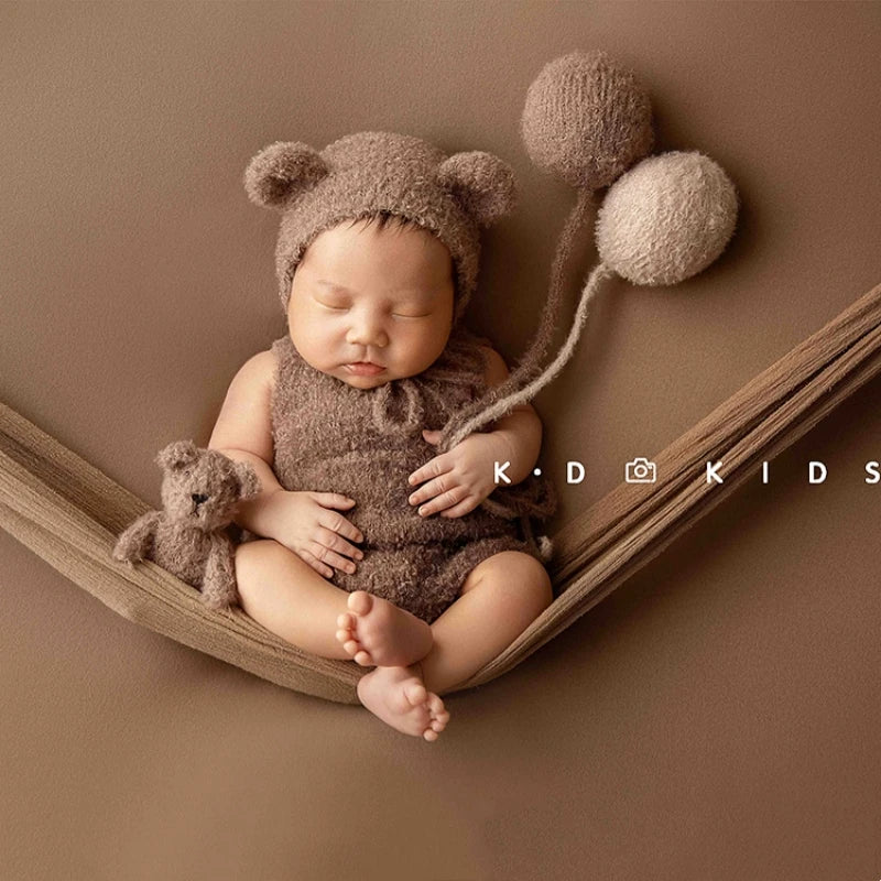 Newborn Photography Bear Costume Knitted Balloon Decorative Props Baby Plush Hat Jumpsuit Set Photo Studio Shooting Accessories