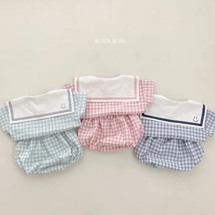Infants and Toddlers Refreshing Plaid Academy Style Short-Sleeved Bread Pants Set, Newborn Summer Lapel Set