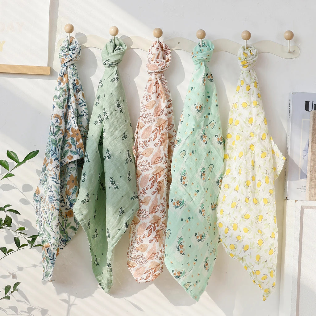 Elinfant 5pcs Gift Set Bamboo Cotton Muslin Bib Burp Cloth 100% Cotton 60*60cm 2 Layers Baby Scarf Handkerchief
