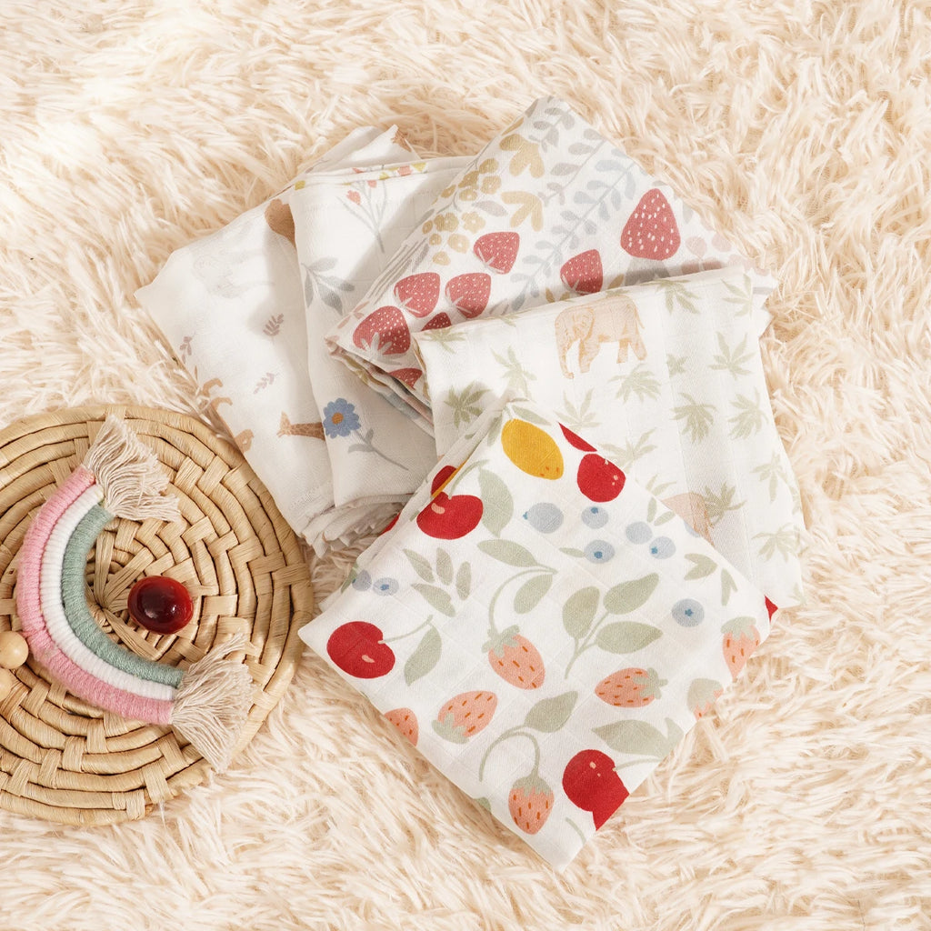 Elinfant 5pcs Gift Set Bamboo Cotton Muslin Bib Burp Cloth 100% Cotton 60*60cm 2 Layers Baby Scarf Handkerchief