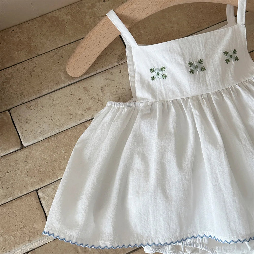 2026 New Summer Pastorale Style Baby Set Green Floral Embroidery Strap Top White Bloomers 2Pcs Clothes Toddler Girls Soft Outfit